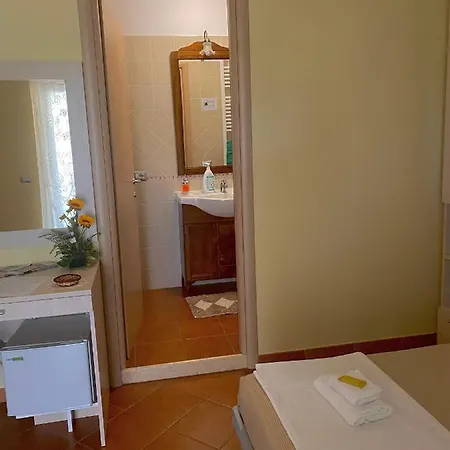 Il Nido Delle Rondini Bed & Breakfast 4*